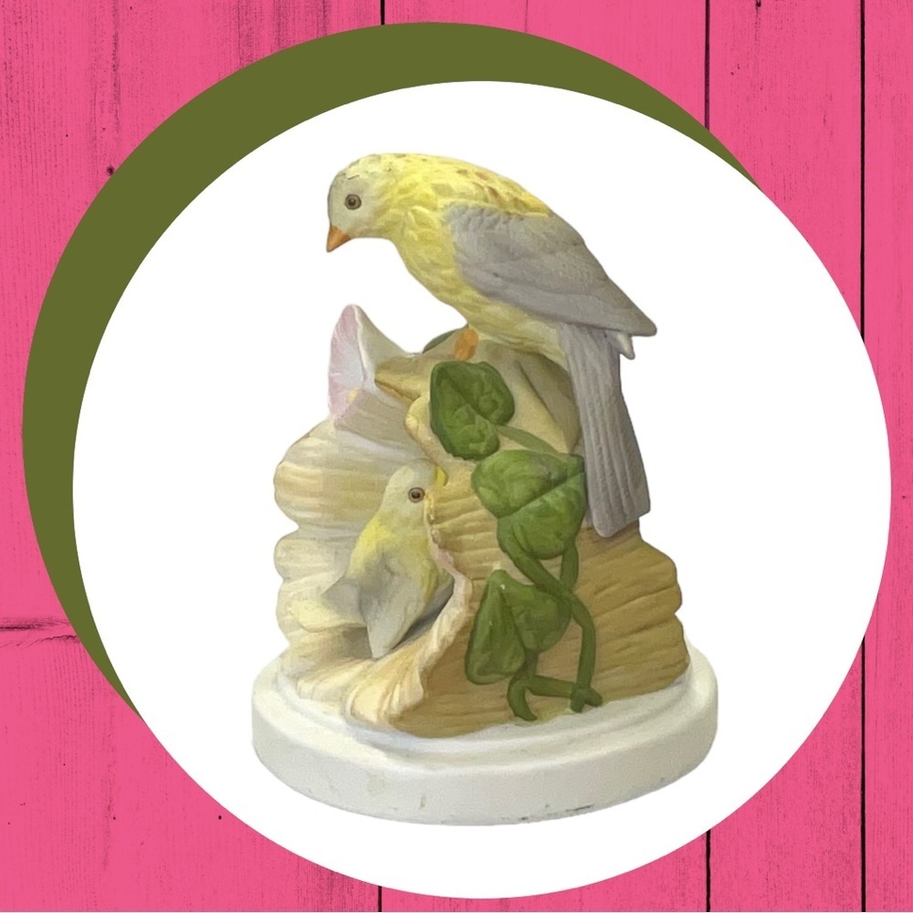 Teleflora Vintage 1984 Gray/Yellow Mother & Baby Bird Ceramic Figurine